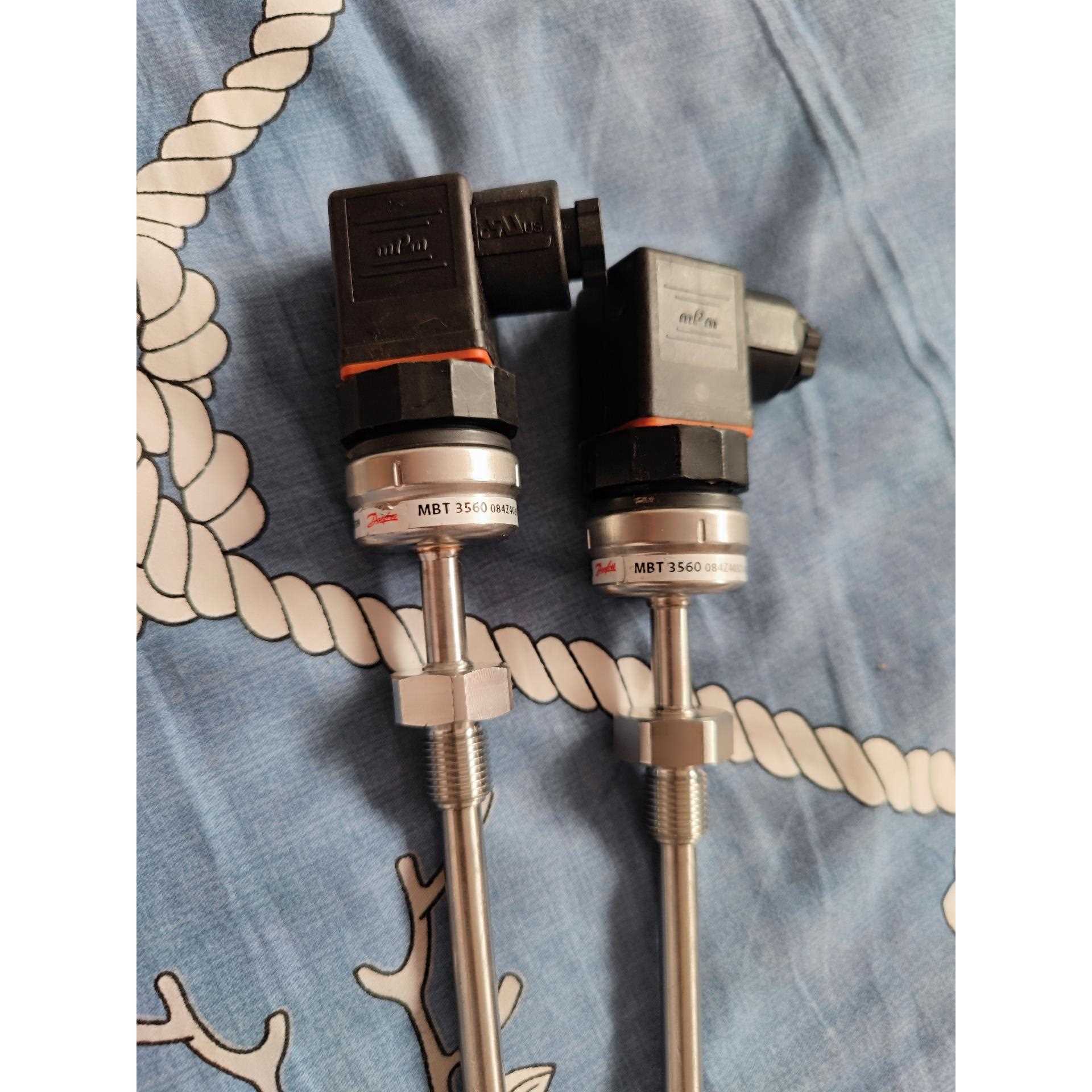 丹佛斯温度传感器MBT 3560 084Z4039 和084