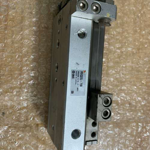 正品滑台MXQ20L-75B，成色如图所示，功