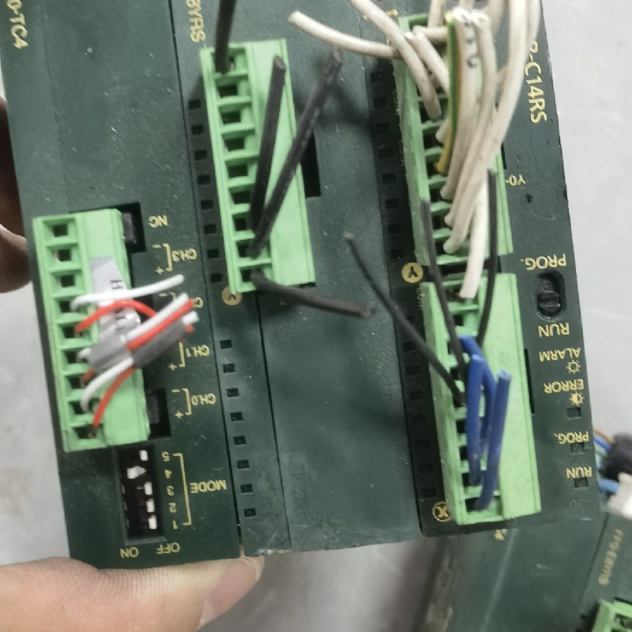 FP0R-C14RS，FP0-E8YRS, FP0-TC4