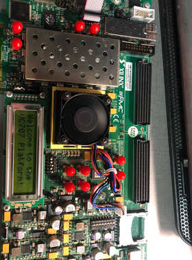 xilinx官方vc707开发板，功能包好，主芯片三个月