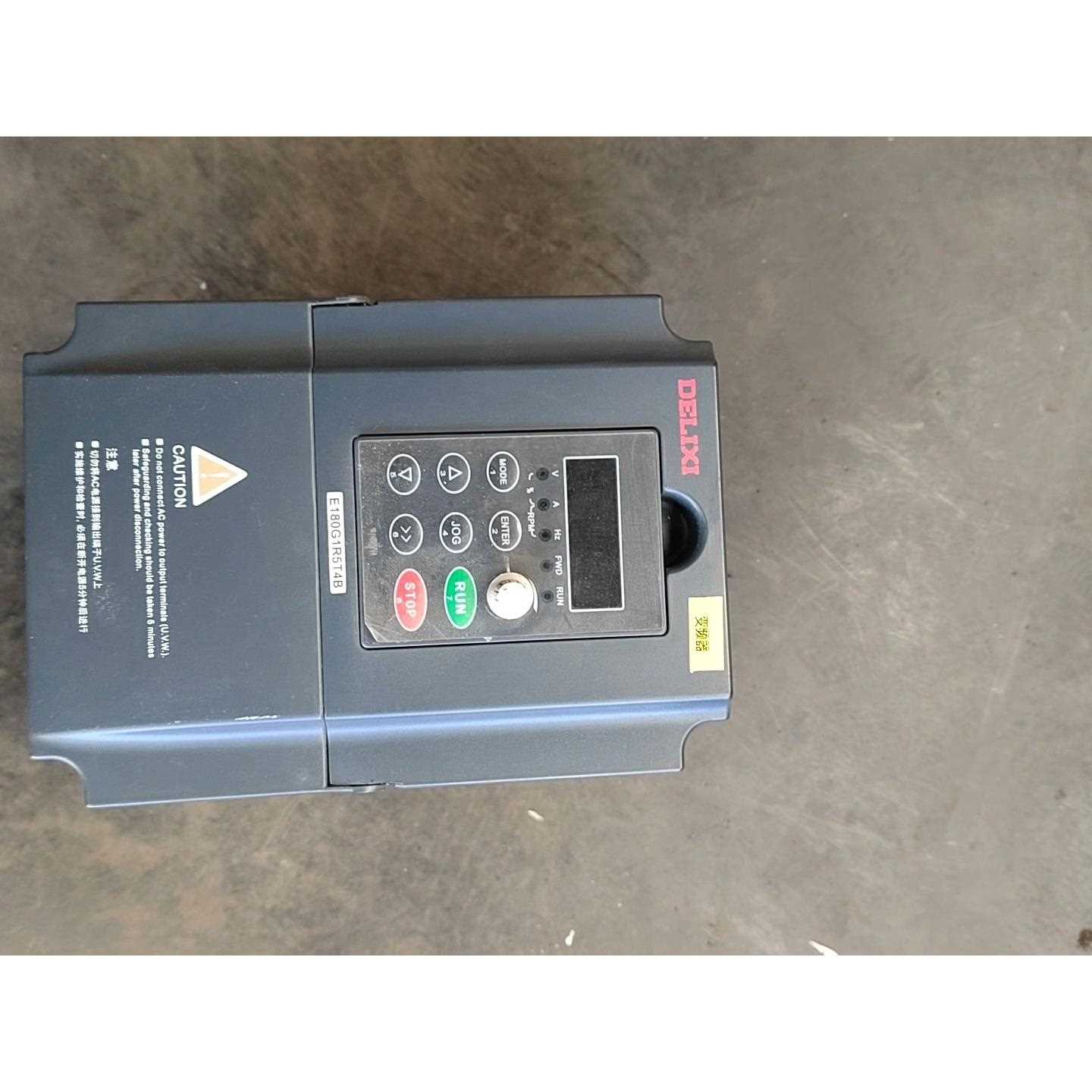 德力西变频器E180G1R5T4B变频器，拆机件，成色挺好，