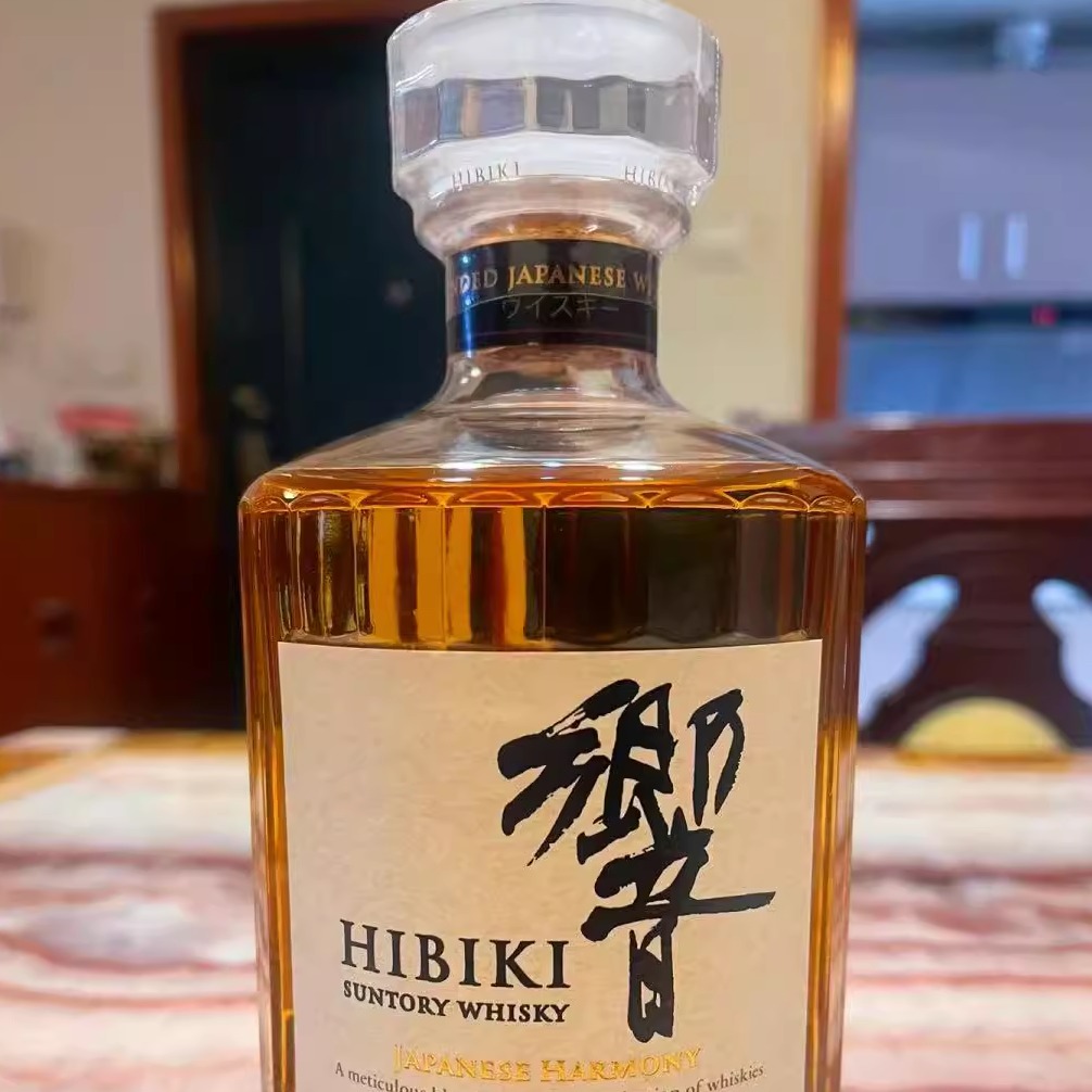 三得利响和风醇韵威士忌