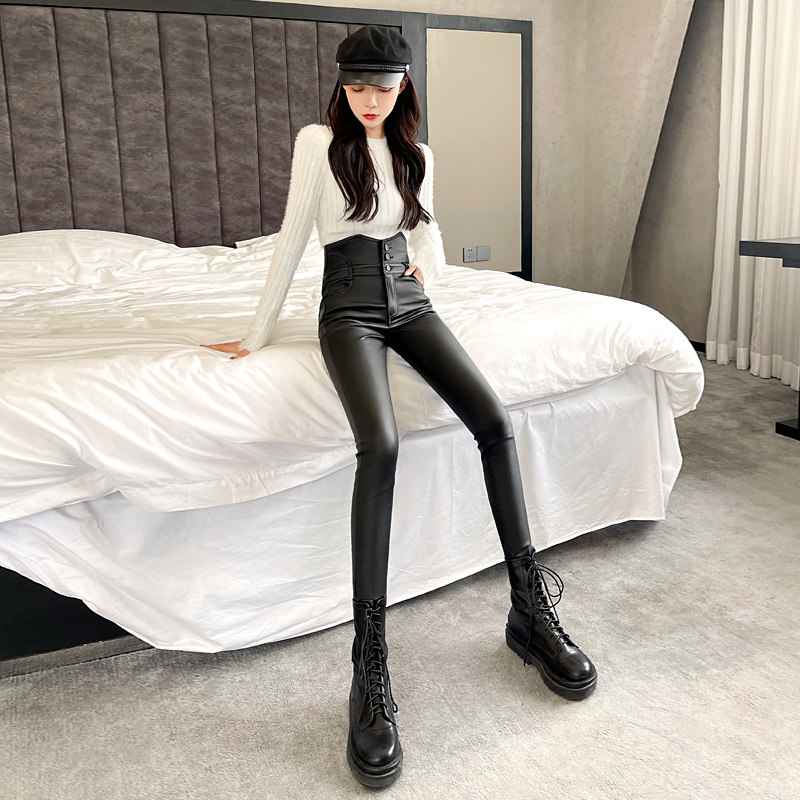加绒皮裤女2024秋冬新款弹力哑光外穿打底裤高腰显瘦小脚紧身黑色