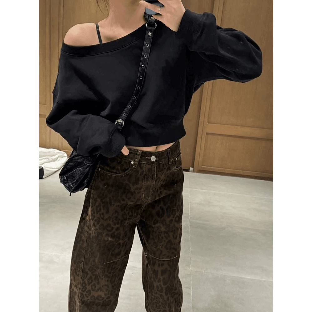 秋季流行风格斜肩卫衣女2025新款爆款小个子美式宽松百搭短款上衣