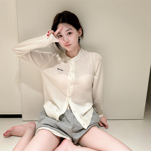 高定!M系春秋季字母时髦百搭白色针织开衫女刺绣毛衣外套修身潮