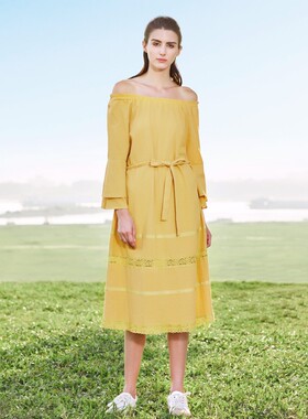 (100元2件)女子*huise一字领喇叭袖棉麻连衣裙N18C317138NO退换