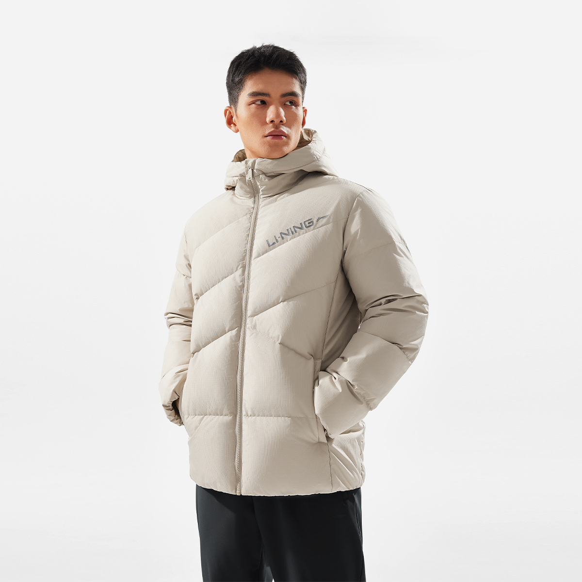 李宁防泼水男子立体裁剪羽绒服