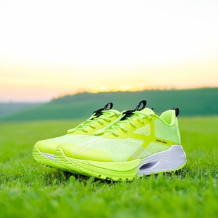 中国李宁2024男大童超轻 YOUNG 20反光䨻丝高回弹跑步鞋YKFT068
