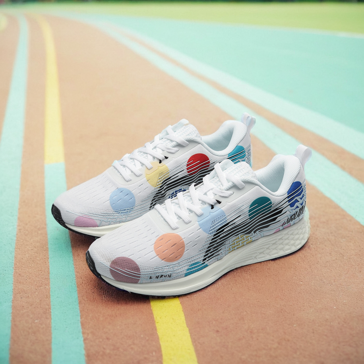 李宁赤兔4代v2女生竞速轻质跑鞋