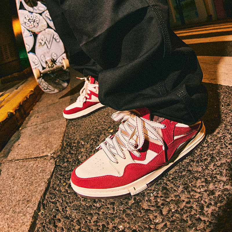 中国李宁防滑休闲鞋新款惟吾PRO龙年情侣款透气低帮板鞋AECU001,运动鞋new,运动休闲鞋,淘宝优惠券,粉丝福利购,淘宝优惠卷