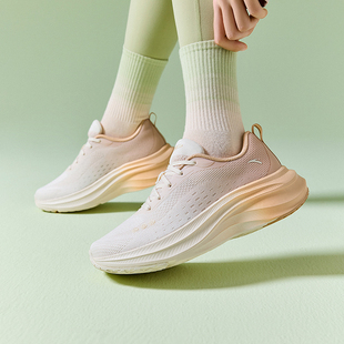 ANTA/安踏冬季新款叶子2PG7女子户外时尚休闲运动跑步鞋122515515