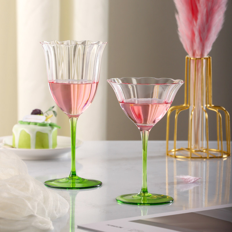 手工水晶玻璃高颜值粉绿高脚鸡尾红酒杯子女生可爱花瓣香槟杯礼物