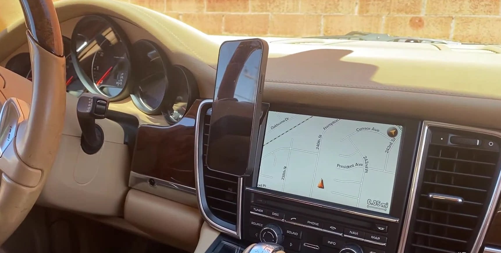 保时捷手机支架磁吸magsafe适配Porsche Panamera 帕拉梅拉 970