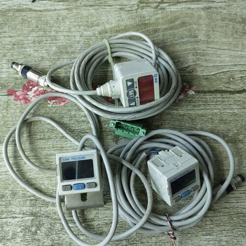 议价数字压力开关ZSE30A-C4H-PZSE30A-C6H-PZSE60F-A2
