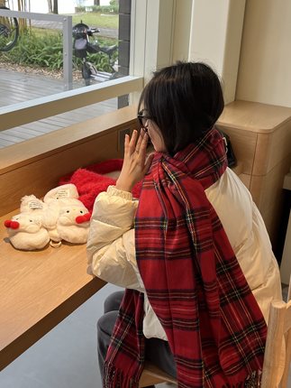 新年礼物~ins博主圣诞红色格纹围巾女冬季保暖加厚围脖披肩学生