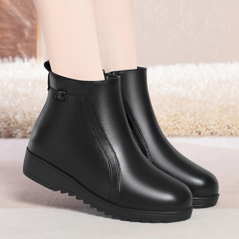 软皮妈妈鞋加绒保暖棉鞋女冬季新款中老年平底软底防滑老人鞋短靴,运动鞋new,运动休闲鞋,淘宝优惠券,粉丝福利购,淘宝优惠卷