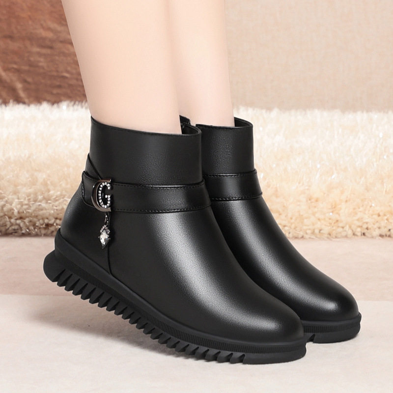 新款软皮短靴女冬季平底大码中老年妈妈棉鞋加绒羊毛皮鞋软底,运动鞋new,运动休闲鞋,淘宝优惠券,粉丝福利购,淘宝优惠卷