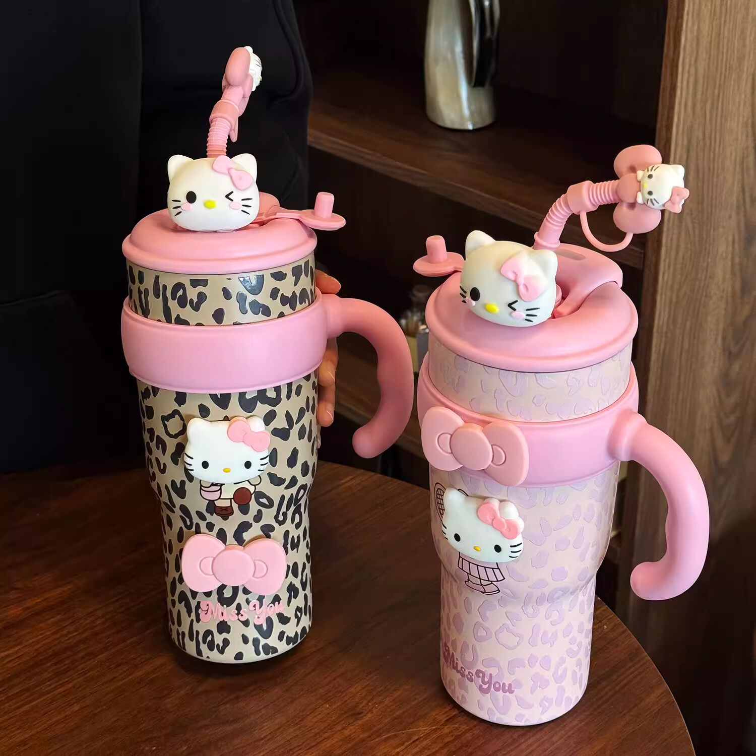 英国DHWA大容量冰霸杯保温杯女生高颜值豹纹吸管杯便携水杯随身杯