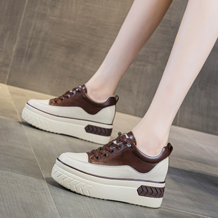 2025秋女鞋新款坡跟松糕单鞋高跟厚底内增高休闲鞋子板鞋