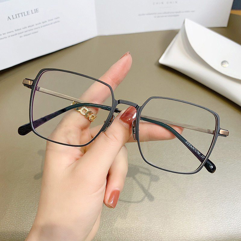 超轻半钛方形近视眼镜男女同款变色防蓝光可配度数日韩潮超大镜面