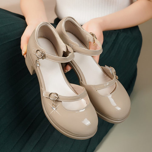 夏季包头凉鞋女款仙女风粗跟中空单鞋漆皮一字带高跟鞋玛丽珍女鞋