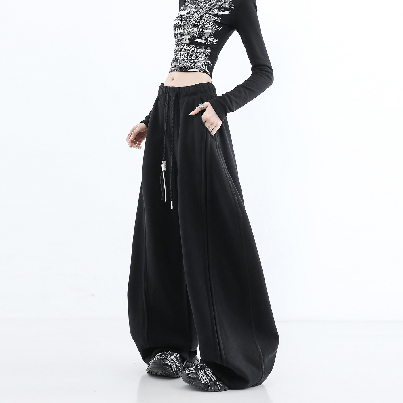 加绒卫裤子女2025秋冬新款今年流行爆款时尚休闲宽松阔腿弯刀裤,女装/女士精品,休闲裤,淘宝优惠券,粉丝福利购,淘宝优惠卷