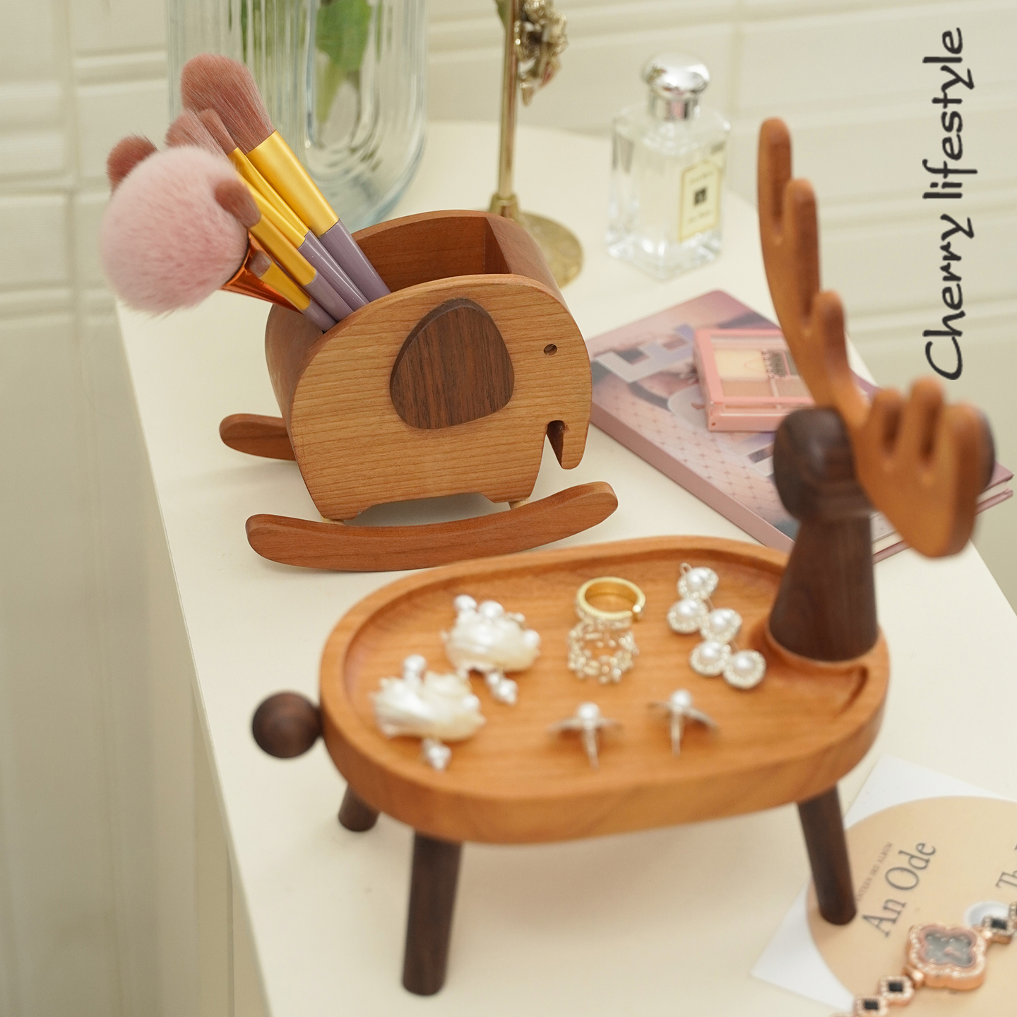 梳妆台摆件高级感轻奢风实木