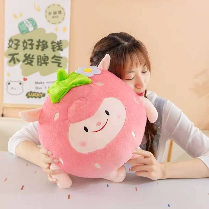 草莓dongdong羊玩偶毛绒公仔抱枕女孩睡觉安抚抱枕2026网红爆款,玩具/童车/益智/积木/模型,毛绒/玩偶/公仔/布艺类玩具,淘宝优惠券,粉丝福利购,淘宝优惠卷