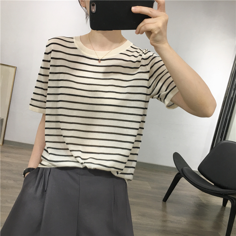 条纹宽松显瘦针织衫短袖上衣