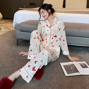 金丝绒睡衣女秋冬蝴蝶印花家居服长袖长裤小清新外穿甜美个性套装
