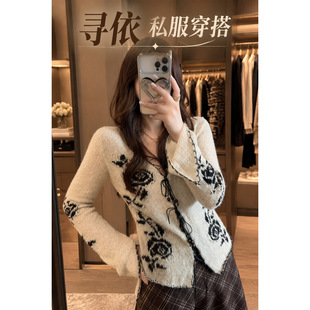设计感黑色v领马海毛针织开衫女秋冬老钱风喇叭袖毛衣罩衫打底衫