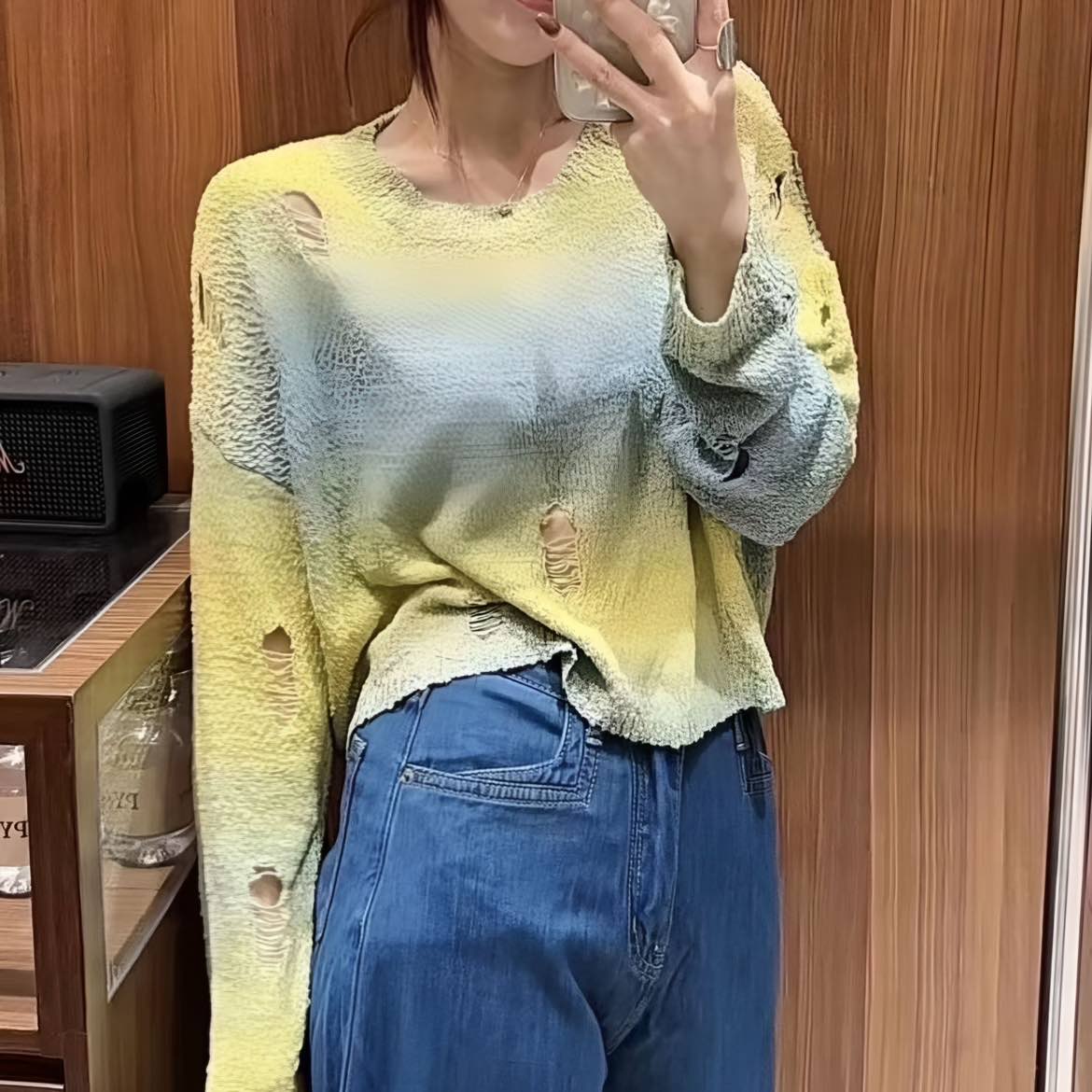 早秋新款韩版渐变色长袖针织衫小众设计洋气减龄休闲圆领短款上衣