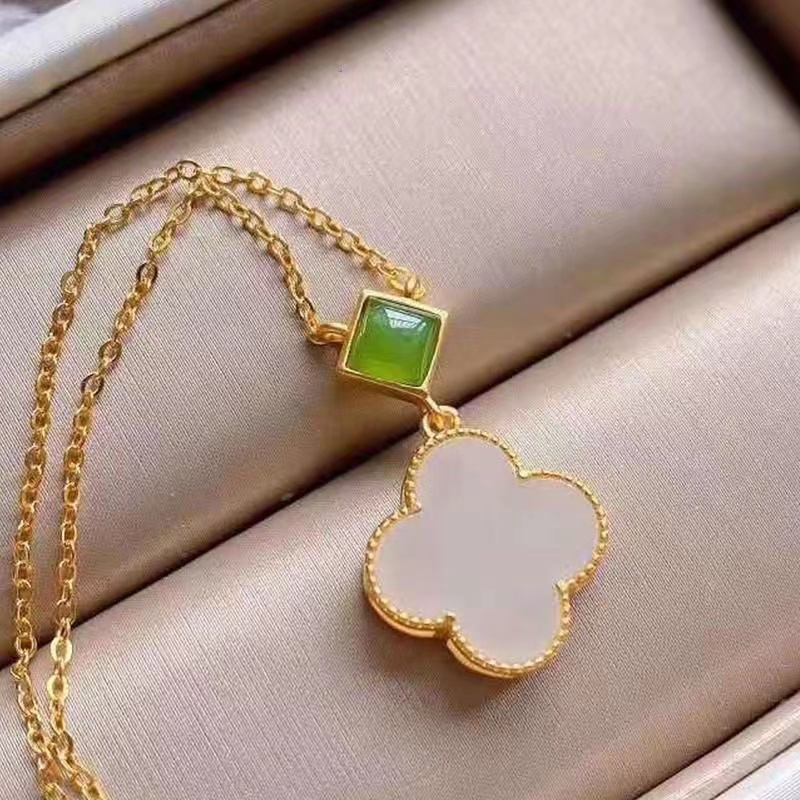 四叶草嵌项链女925银锁骨链女简约气质吊坠项链精致百搭时尚挂坠