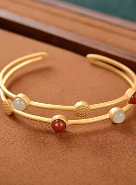 镀白金色嵌仿南红和田玉手镯