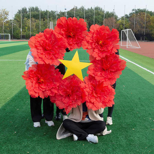 儿童舞蹈演出表演手拿花
