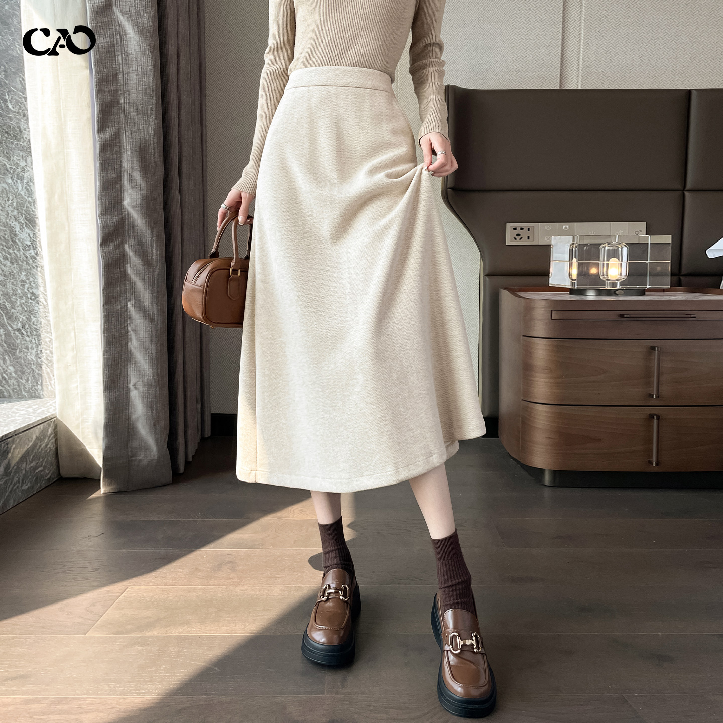 半身裙女春秋款米白色绵羊毛高腰