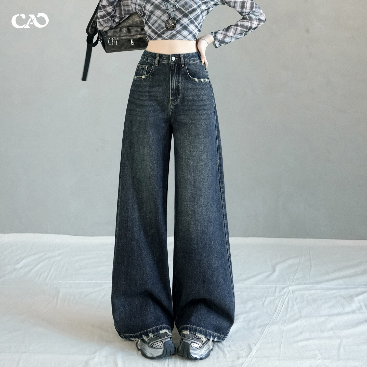 美式复古蓝宽松新款高腰牛仔裤