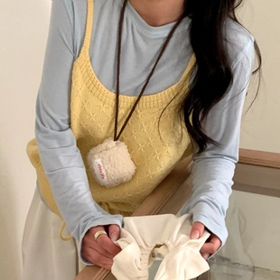 新款春秋V领系带钩花宽松针织吊带叠穿2026短款女装无袖背心外搭