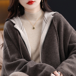 2023高奢加厚羊绒连帽开衫女秋冬新款撞色拉链慵懒风针织斗篷外套