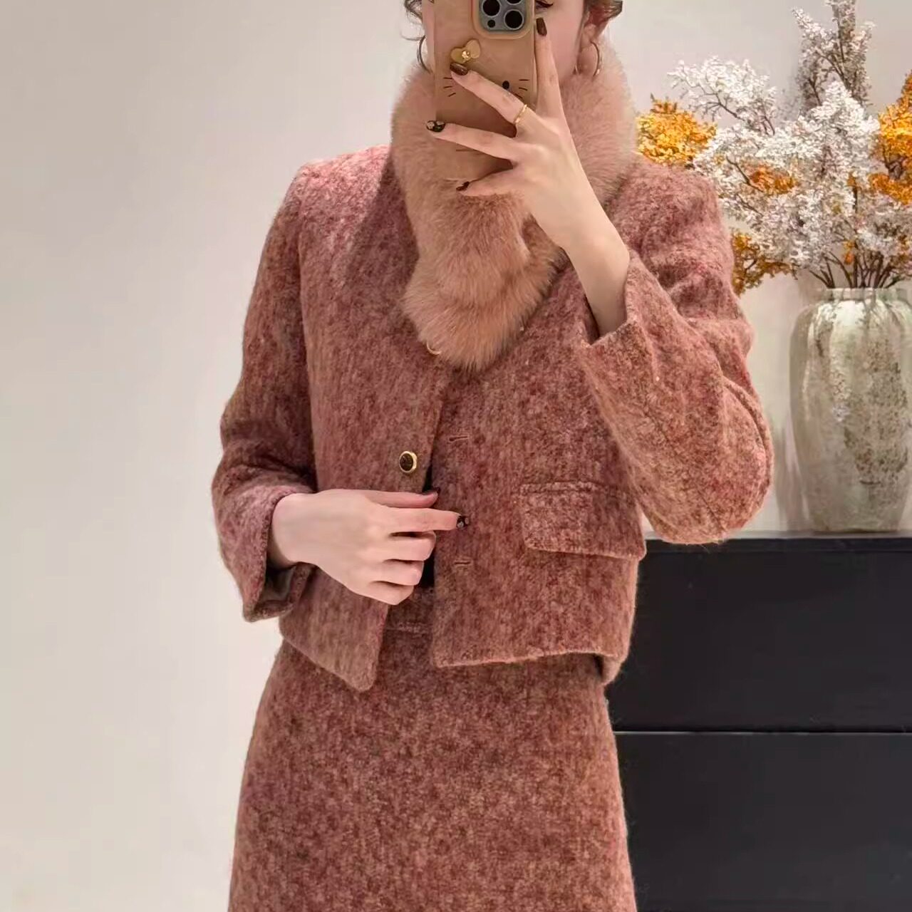 法式羽绒小香风套装裙女冬季狐狸毛粗花呢白鸭绒外套半身裙两件套