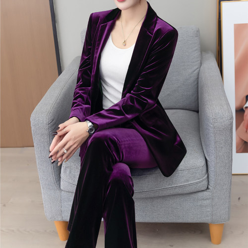 伊华澳高品质金丝绒西装套装女
