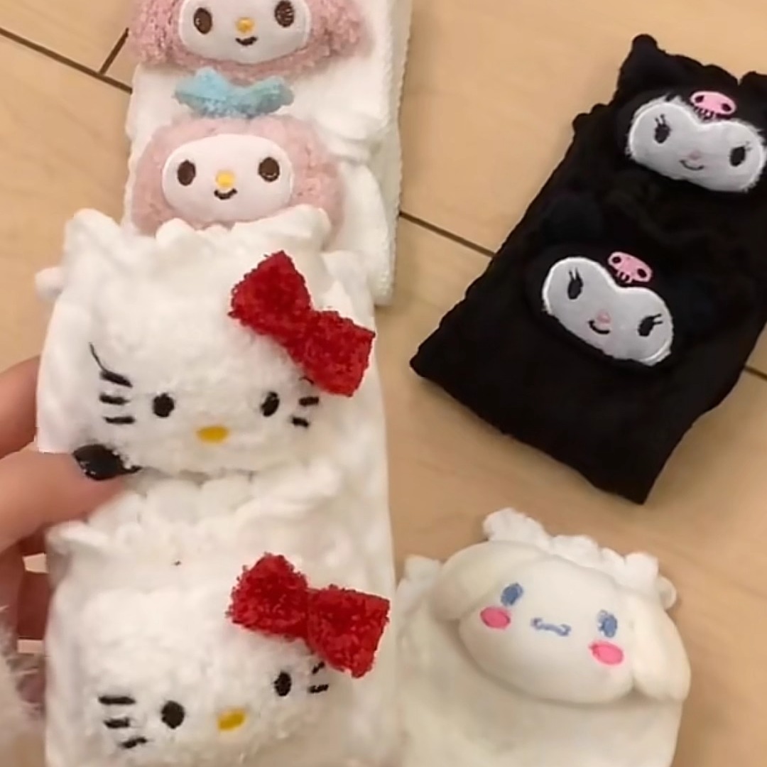 三丽鸥kitty猫爱心袜子女新款