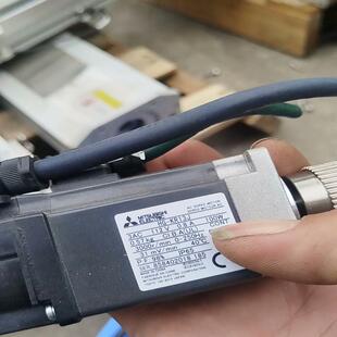 KR13J 实物如图议价 适用三菱100w伺服电机