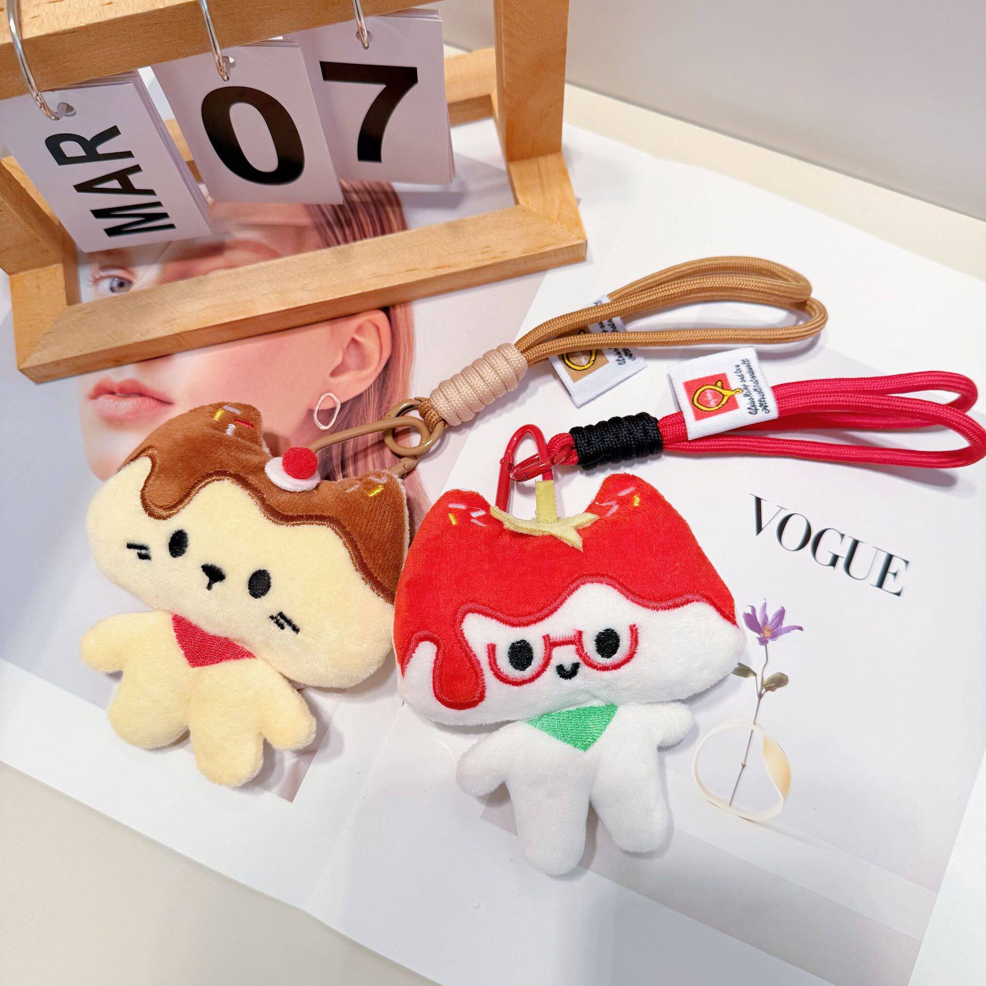 爆款卡通毛绒食物全身猫学生书包挂件钥匙珠链门店小礼品