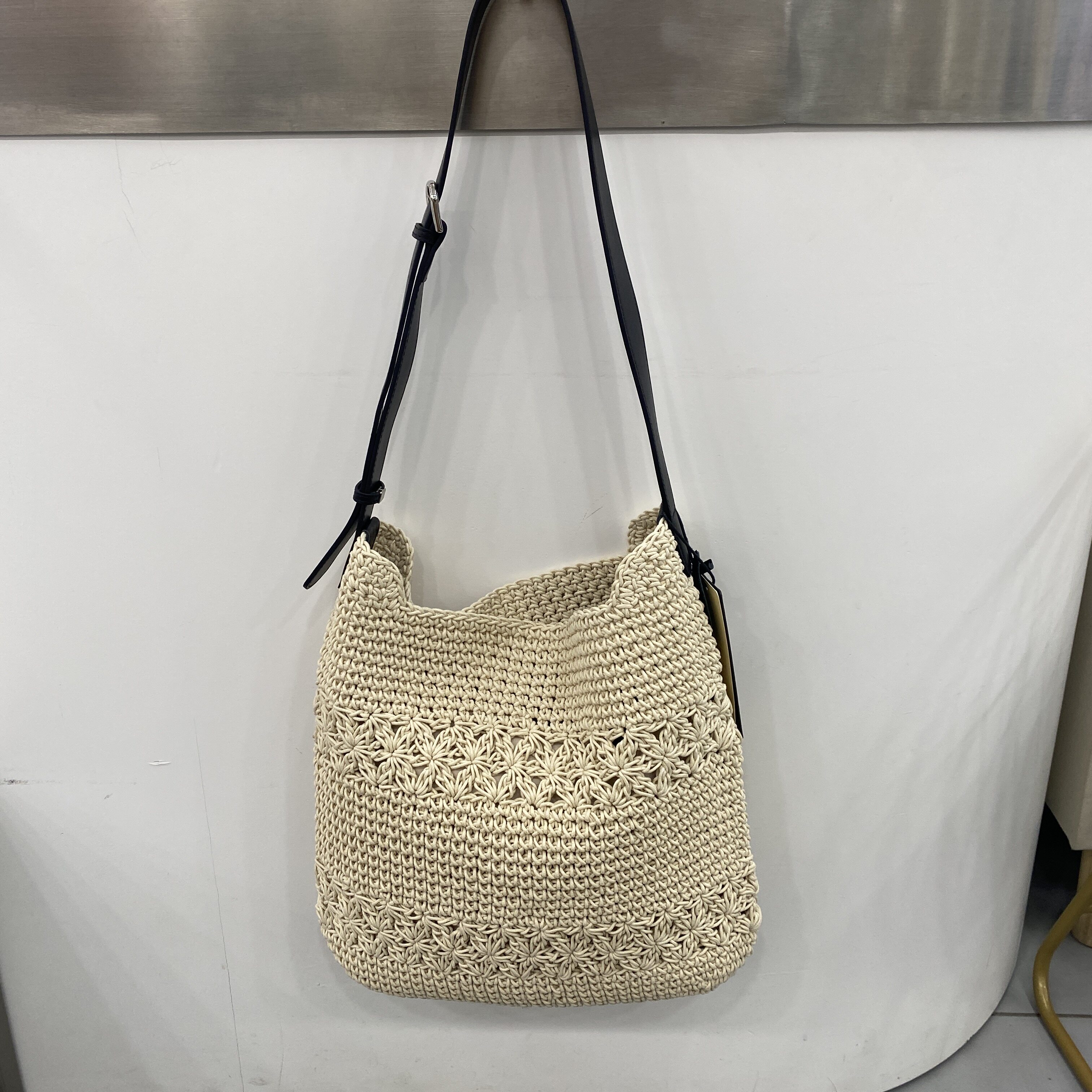 2026新款时尚百搭女包单肩包斜挎包蜜蜡线编织腋下包托特包镂空