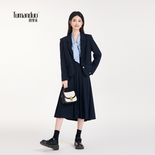 学院风面试正装 女早秋新款 职场通勤西服套裙 套装 图曼朵藏青色西装