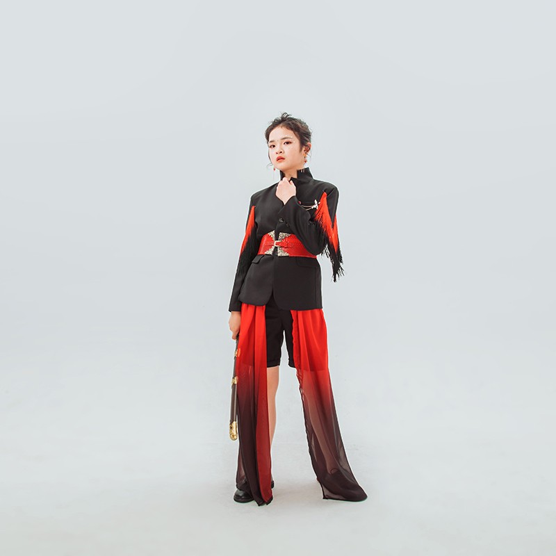 薇设计原创中国风演出走秀礼服