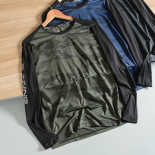 安大妈同款平替!迷彩撞色插肩男士运动健身速干高弹圆领长袖T恤