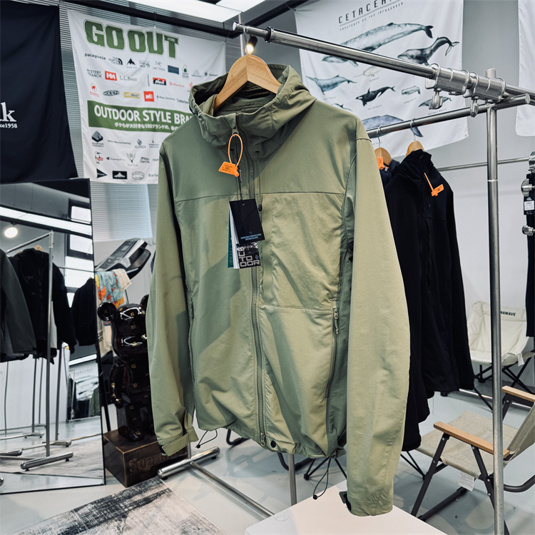 防刮耐磨防泼水男女户外软壳衣