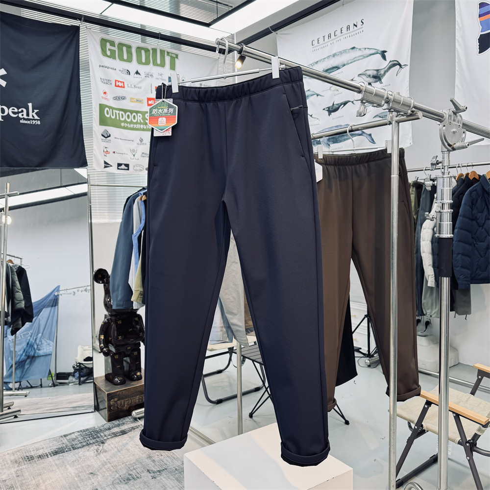 防风保暖防泼水户外加绒软壳裤